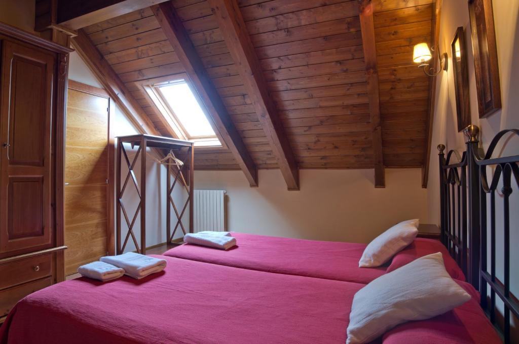Apartamentos Casa Lavedan Tramacastilla de Tena Rom bilde